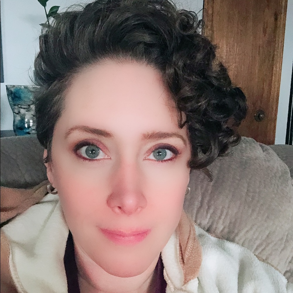 Meet your Posher, Samantha